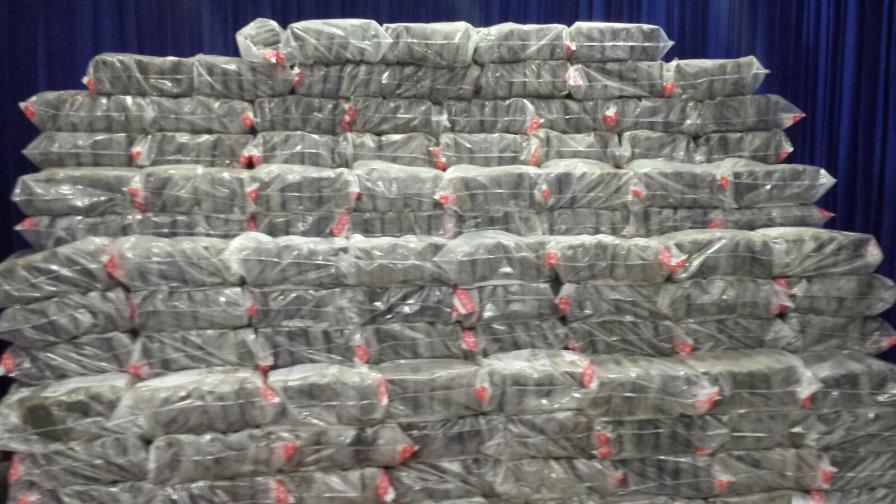 Identifican los cinco detenidos por los 1,104 kilos de cocaína decomisados en El Seibo Identifican los cinco detenidos por los 1,104 kilos de cocaína decomisados en El Seibo