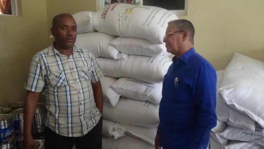 Llevan ayuda a damnificados de Cambita en San Cristóbal