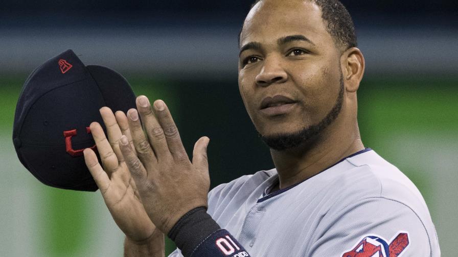 Encarnación recibido en grande, pero Toronto se lleva la victoria