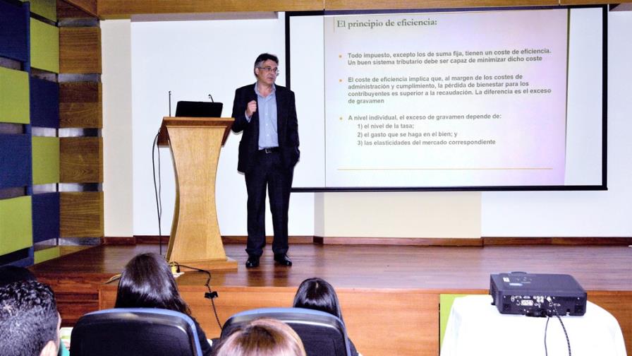 Impuestos Internos realiza tercer Programa Trainee para ofrecer oportunidad de empleo a jóvenes