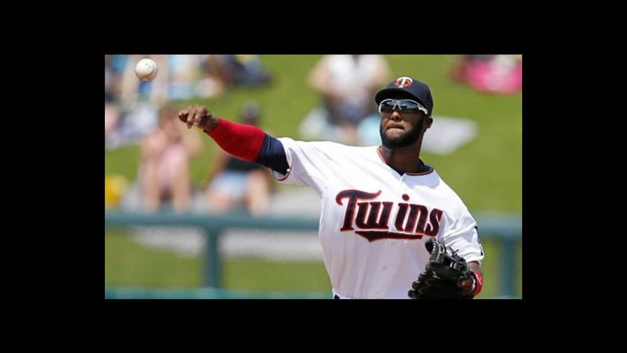 Los Bravos de Atlanta adquieren a Danny Santana 