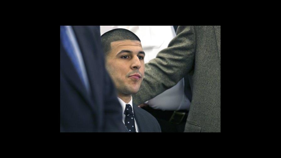 Juez ordena anular sentencia de Aaron Hernández 