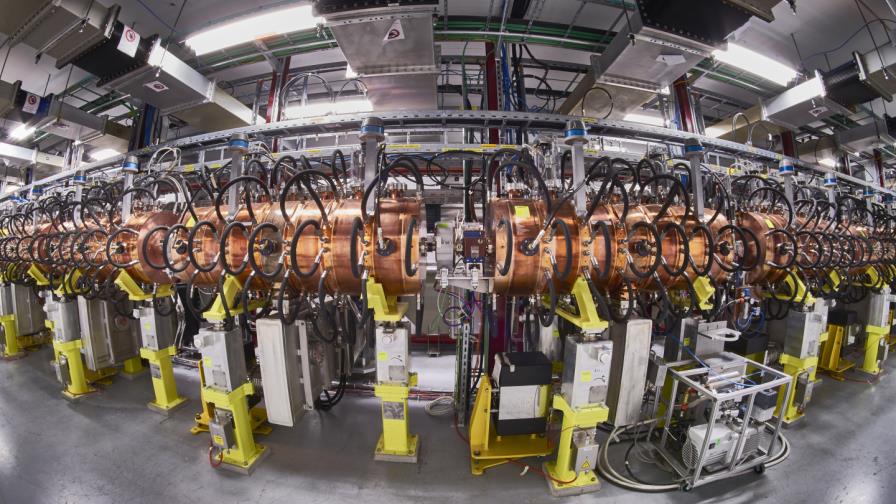 El CERN inaugura nuevo acelerador en su búsqueda de los secretos de la física El CERN inaugura nuevo acelerador en su búsqueda de los secretos de la física