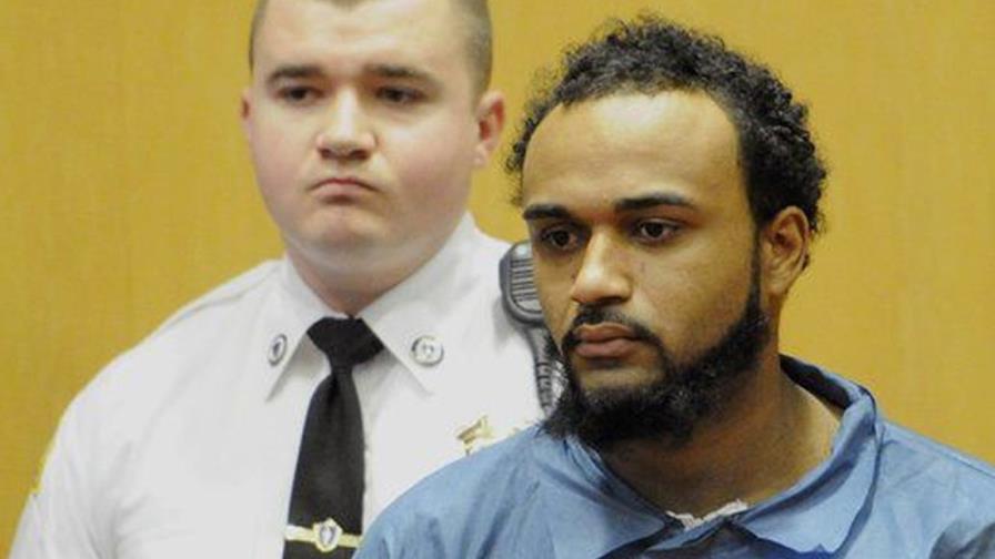 Tras estrangular a su pareja dominicano adicto anunció el asesinato en Facebook Tras estrangular a su pareja dominicano adicto anunció el asesinato en Facebook