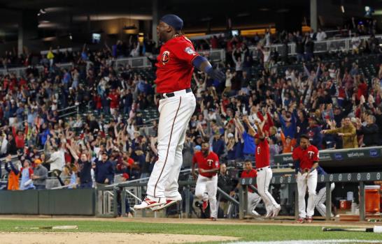 VIDEO: Los jonrones más largos de dominicanos en la presente temporada