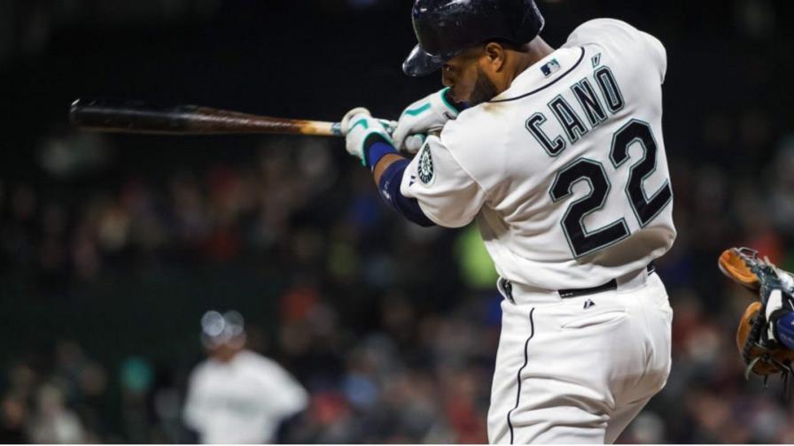 VIDEO: Robinson Canó dispara cuadrangular y remolca tres carreras en victoria de Marineros 