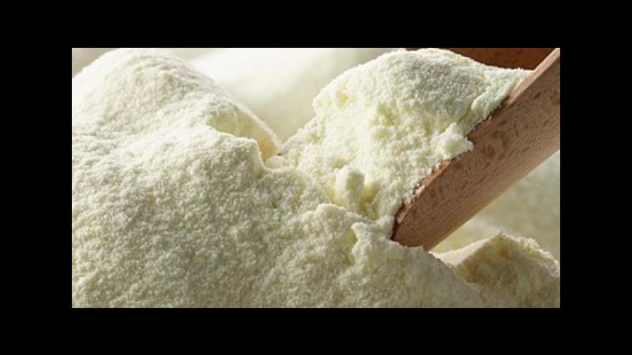 Comerciantes acusan a los importadores de distribuir leche en polvo no apta para el consumo humano Comerciantes acusan a los importadores de distribuir leche en polvo no apta para el consumo humano