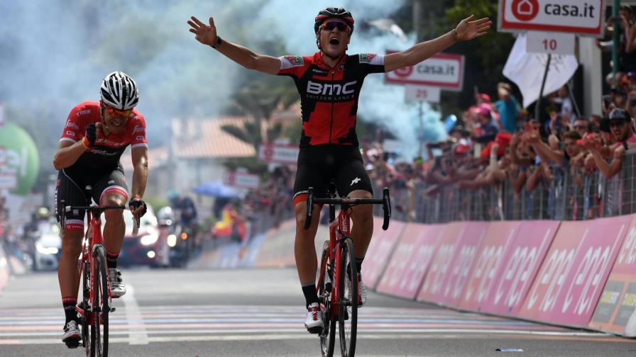 Silvan Dillier gana 5ta del Giro; Jungels retiene camiseta rosa 