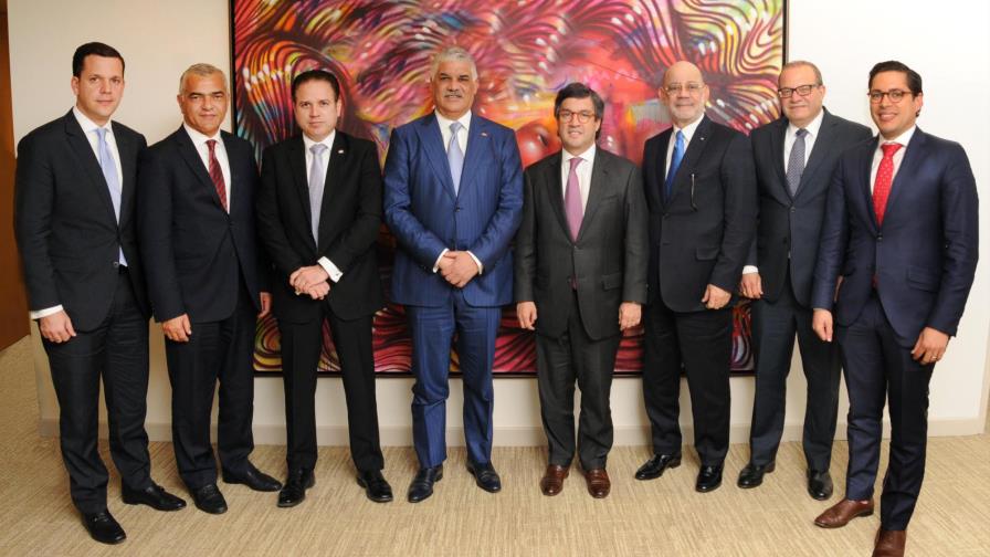 Canciller Vargas se reúne con el presidente del BID y conversan de proyectos y programas