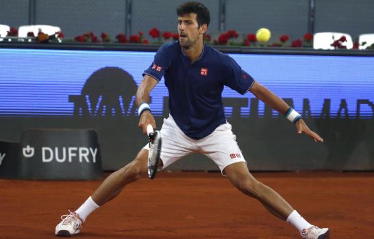 Djokovic y Nadal a semis en Madrid; Halep en la final 