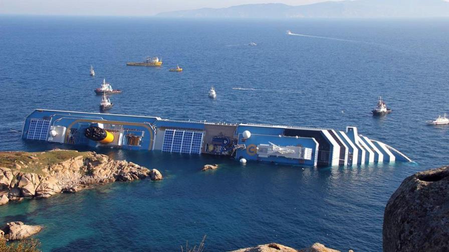 Condenan a 16 años de prisión a capitán por tragedia en el crucero Costa Concordia Condenan a 16 años de prisión a capitán por tragedia en el crucero Costa Concordia