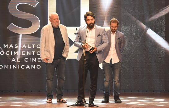 La familia Reyna arrasa en premios La Silla 