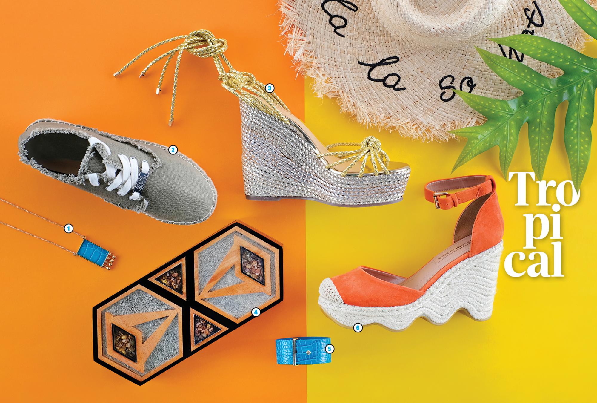 Sombrero en pajilla de Zara, Sandalias metálicas de Stefanel, Tenis en lino de Steve Maddenm, Collar en piel de Massimo Dutti, Clutch con aplicaciones en madera de Yoanny García, Pulsera en piel de Massimo Dutti, Alpargatas en suede de BCBG Maxazria.