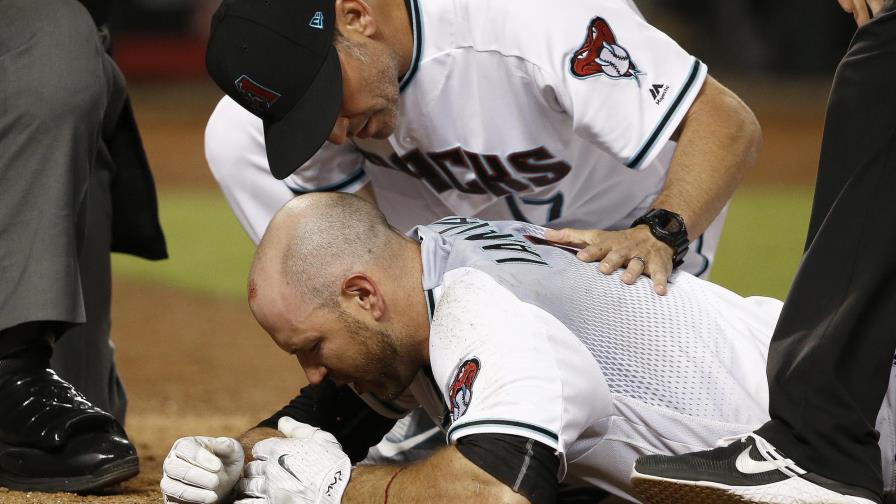 VIDEO: Chris Iannetta sufre golpe en la cara; Diamantinas derrotan a Piratas