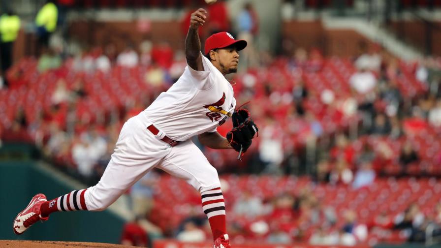 Carlos Martínez se lució ante Jon Lester y los Cachorros de Chicago Carlos Martínez se lució ante Jon Lester y los Cachorros de Chicago