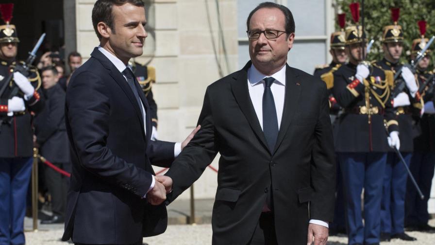 Emmanuel Macron asumió hoy la presidencia de Francia