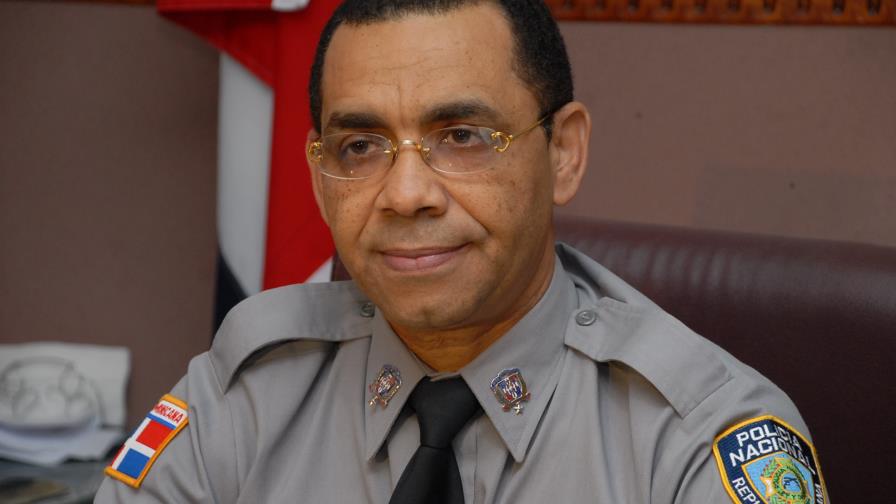 Se entrega joven que golpeó compañera de aula en escuela de Bayaguana