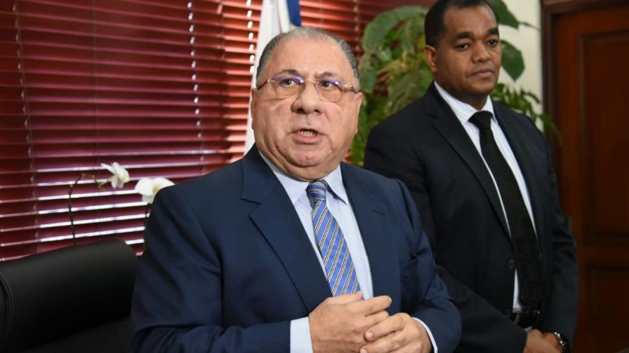 Patronal instruye a empresas a postergar aumento