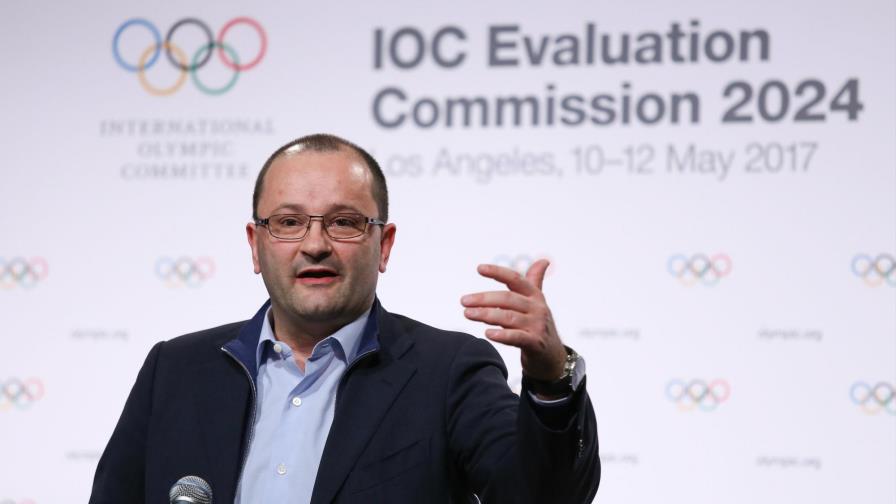 París promueve sede olímpica con respaldo del presidente Macron
