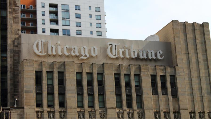 Empresa dueña del Chicago Tribune quiere comprar el Chicago Sun-Times