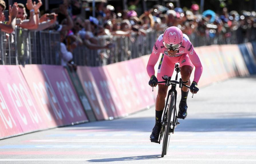 Tom Dumoulin domina décima vuelta y es líder del Giro 