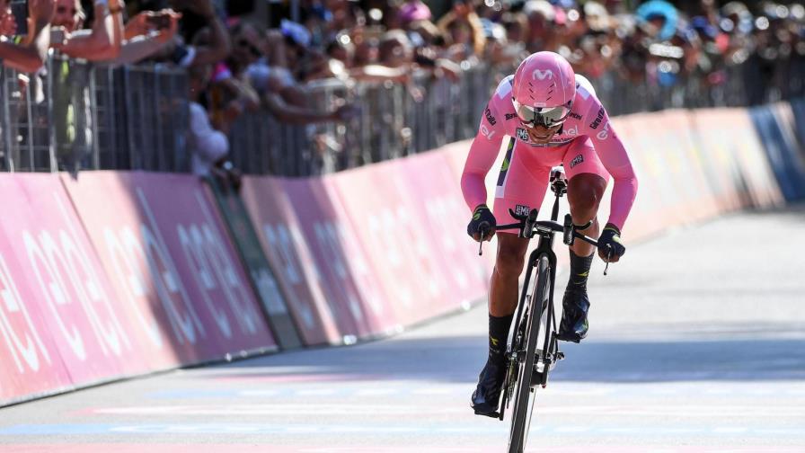 Tom Dumoulin domina décima vuelta y es líder del Giro 