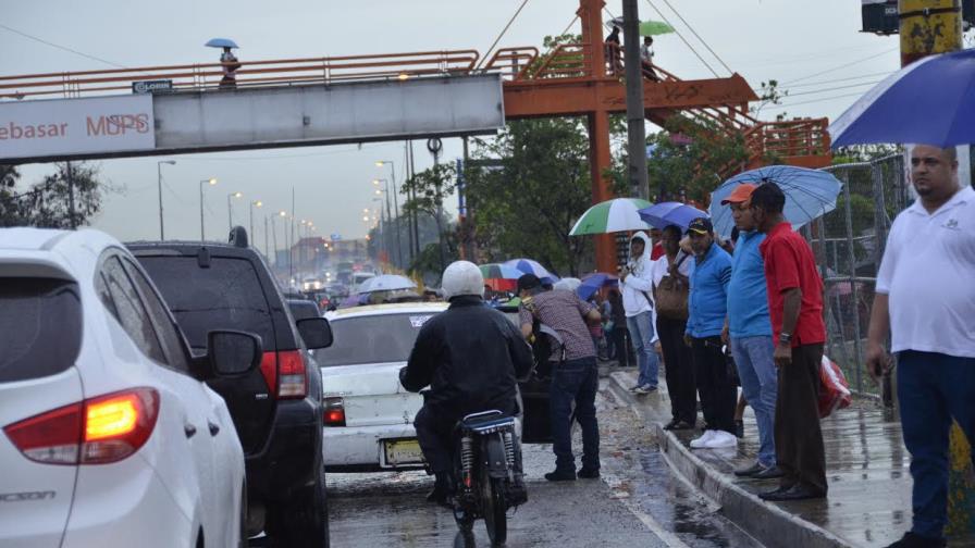 COE aumenta a 22 las provincias en alerta debido a las lluvias
