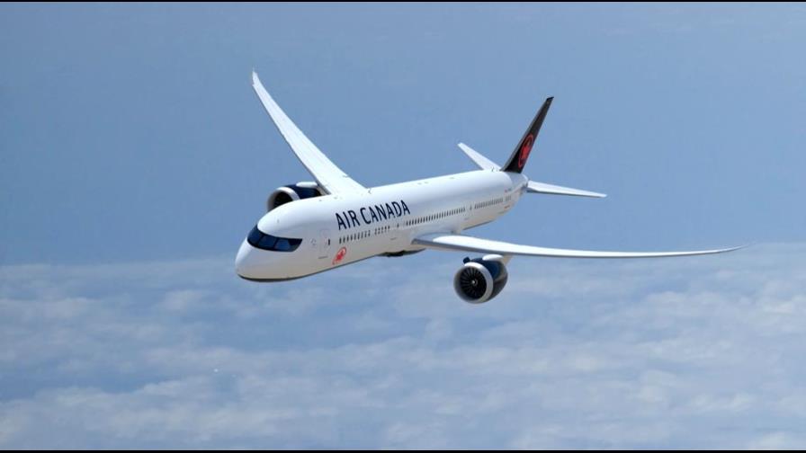 Desvían avión en Estados Unidos luego que pasajero tratara de abrir una puerta Desvían avión en Estados Unidos luego que pasajero tratara de abrir una puerta