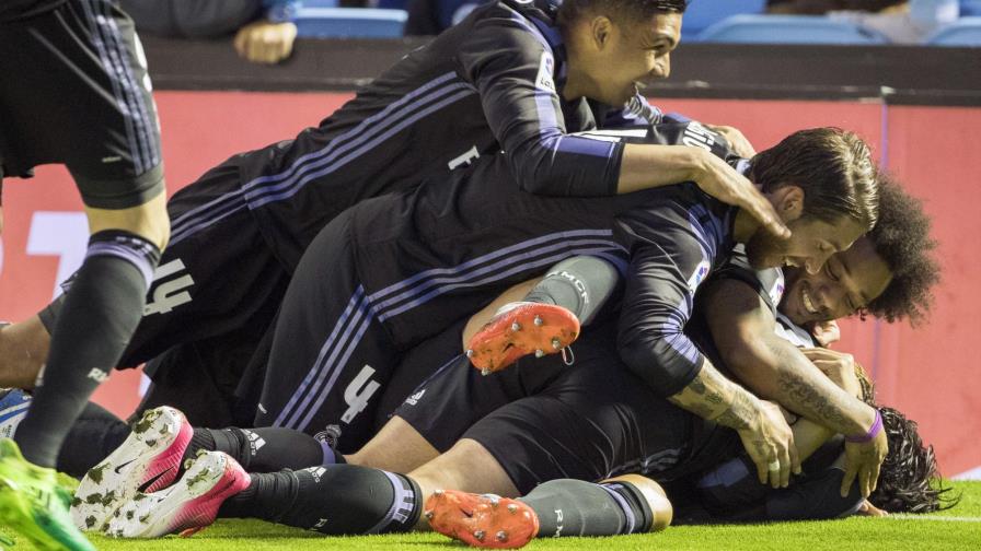 Cristiano con un doblete pone la Liga al alcance del Real Madrid