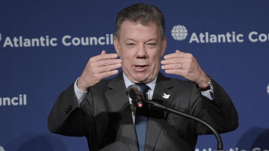 Santos inicia visita clave en Washington para apuntalar la relación con EE.UU.