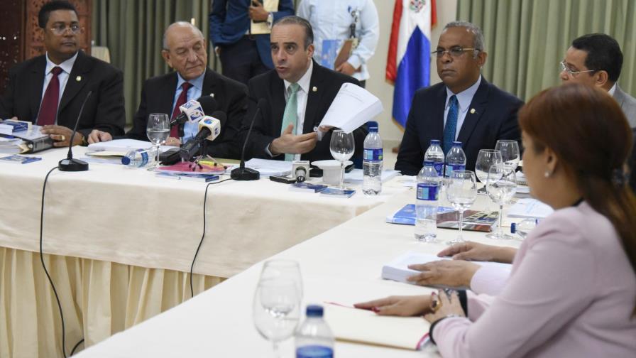 Estudio del proyecto de Ley Orgánica del Régimen Electoral se inicia próximo jueves Estudio del proyecto de Ley Orgánica del Régimen Electoral se inicia próximo jueves