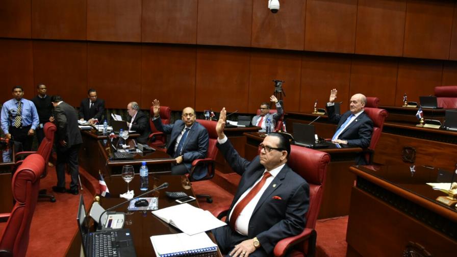 Senadores aprueban en segunda lectura proyecto de ley contra lavado de activos y terrorismo