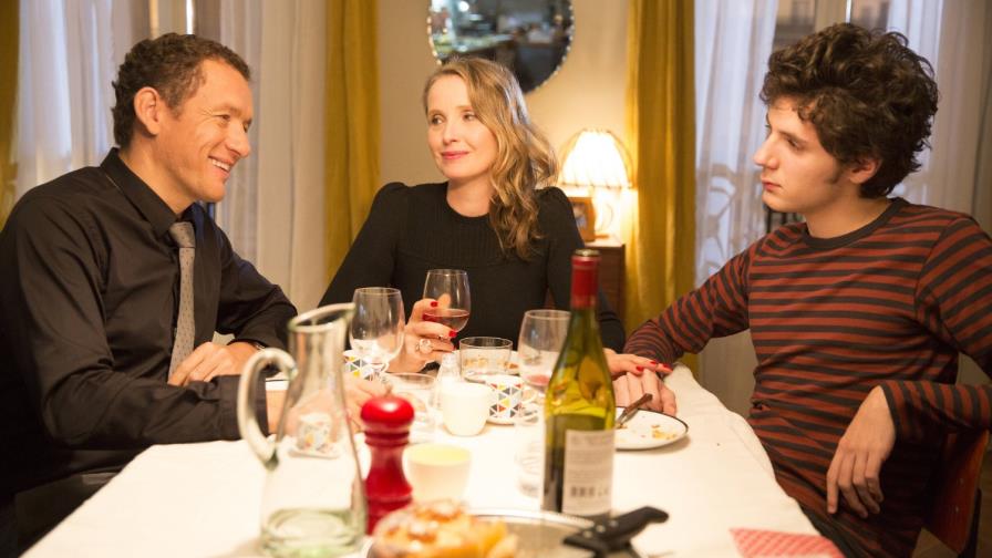 Lolo, un hijastro que no está dispuesto a compartir a mamá