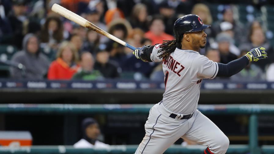  Michael Martínez pasa de los Indios a los Rays