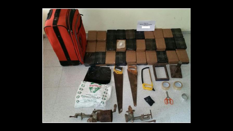 DNCD ocupa 92 paquetes de droga en Azua