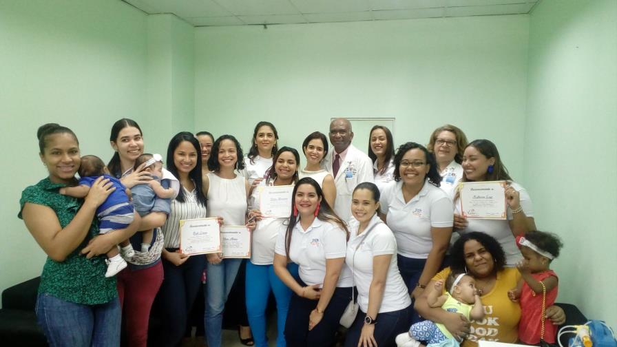 Al conmemorarse hoy Día Mundial de la Donación de Leche llaman a madres a ser donantes Al conmemorarse hoy Día Mundial de la Donación de Leche llaman a madres a ser donantes