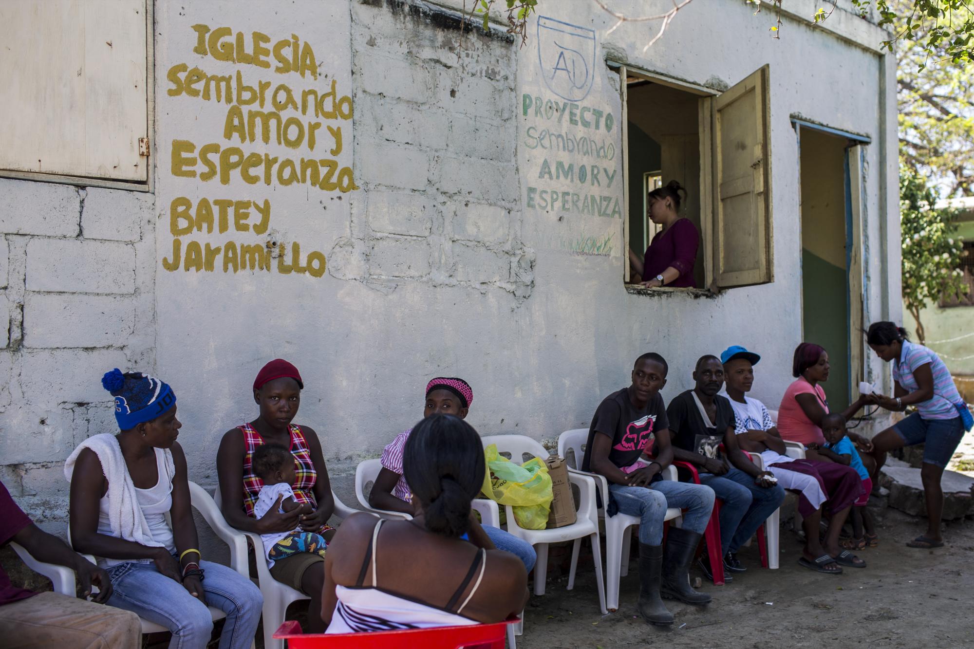 Para algunos es la única oportunidad de ser vistos por un médico.  
