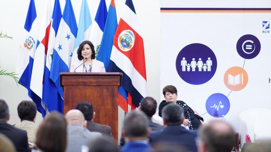 Vicepresidenta propone pacto regional del SICA para avance de la agenda social
