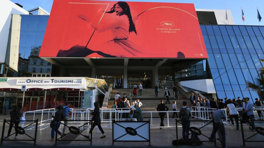 Una falsa alarma evacúa durante unos minutos parte del festival de Cannes Una falsa alarma evacúa durante unos minutos parte del festival de Cannes