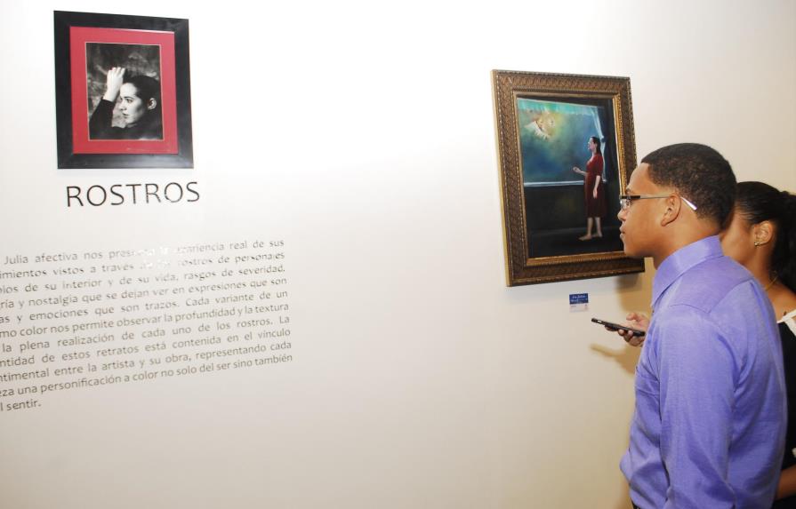 Inauguran exposición “Las Julias” en el Centro Cultural Perelló