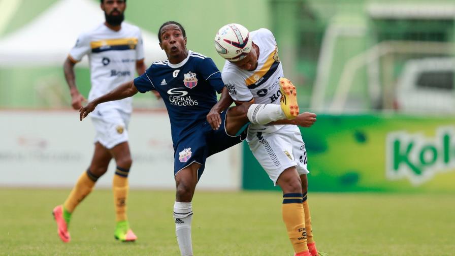 Pantoja y Barcelona necesitaron de más de 80 minutos para terminar igualados a un gol