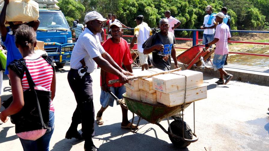 Vuelven a impedir entrada de productos dominicanos hacia Haití