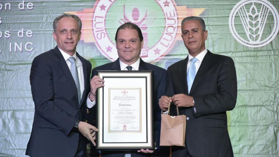 Kevin Cabral escogido como el Cronistas del Año 2016 en Santiago