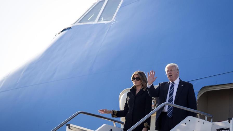 Trump llega a Roma y se reunirá  mañana con el papa Francisco