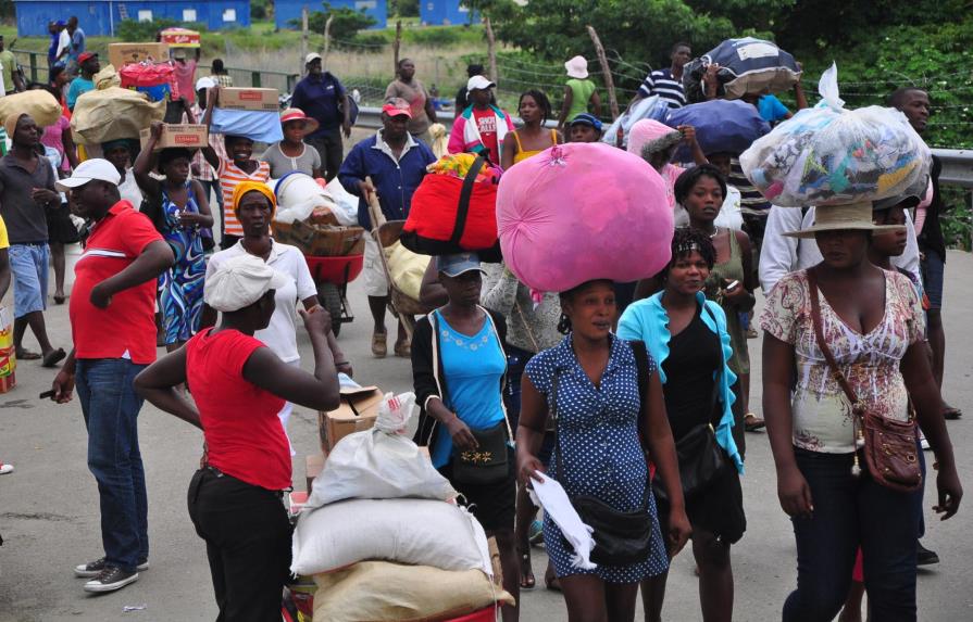 Comerciantes se reunirán el jueves para tratar veda en Haití de productos dominicanos 