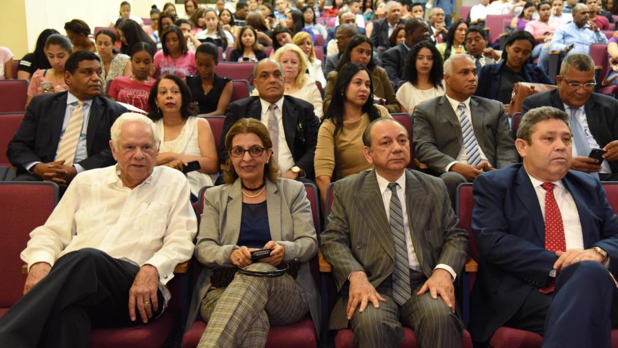 “Retratos de la Historia”, del periodista Rafael Núñez  