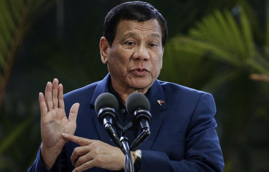 Duterte, el tercer presidente filipino en imponer la ley marcial en 50 años