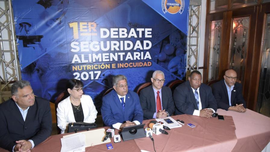 Comerciantes cuestionan la poca higiene en procesamiento de alimentos 