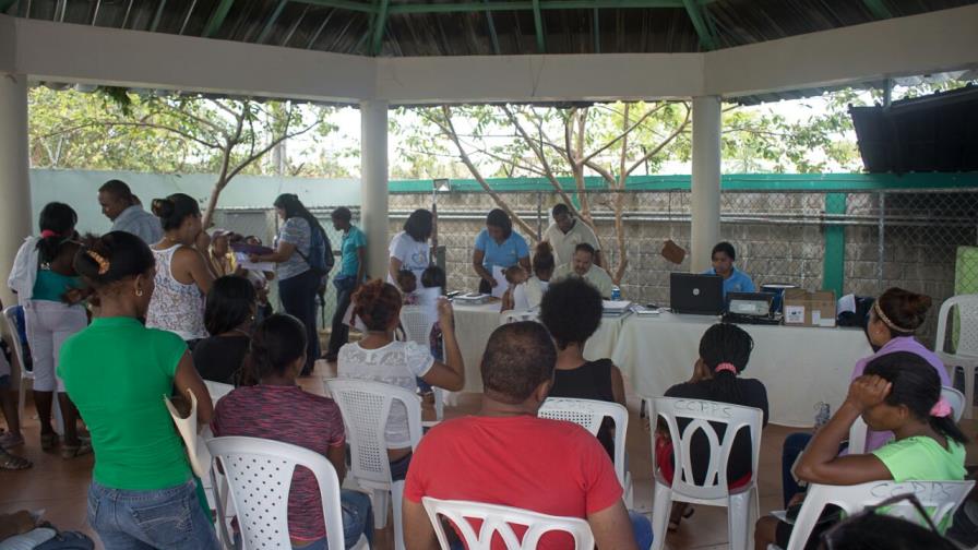 JCE e Inaipi dotan a niños de actas de nacimiento en el Gran Santo Domingo