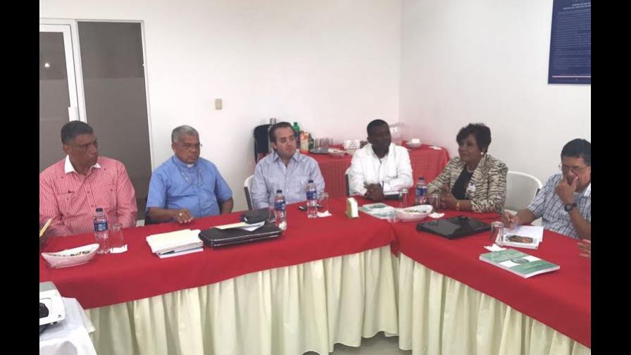 El Partido Revolucionario Moderno presenta propuestas a las iglesias y la sociedad civil El Partido Revolucionario Moderno presenta propuestas a las iglesias y la sociedad civil